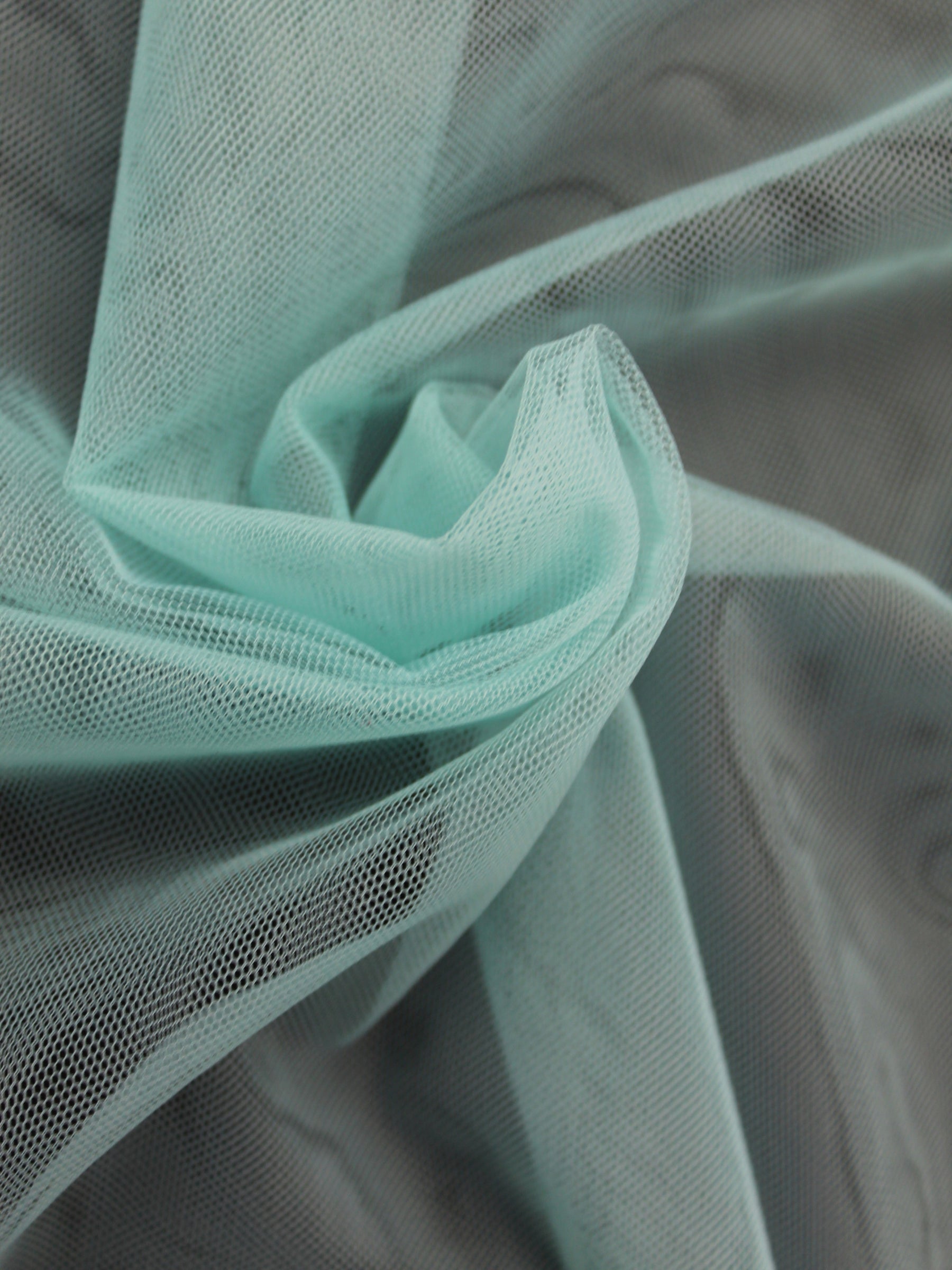 Aqua (780) Tulle - P9