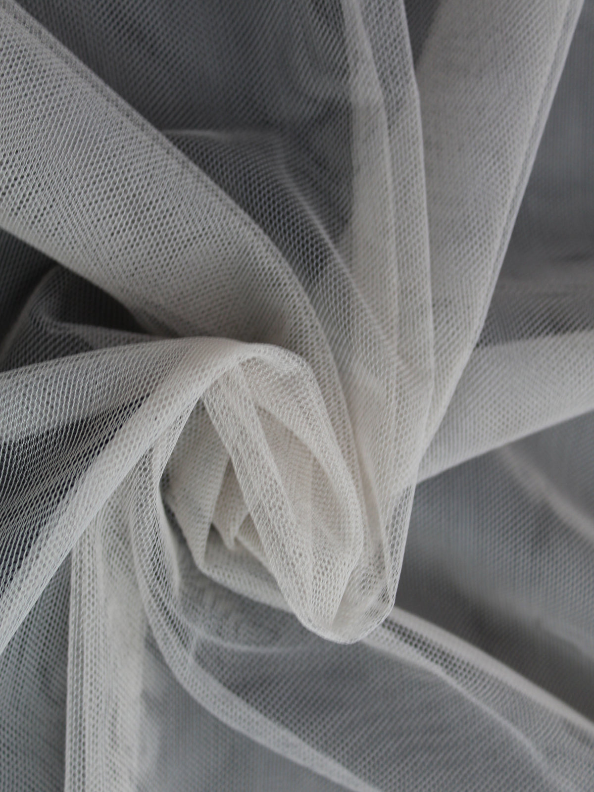 Dark Grey (850) Tulle - P9