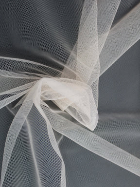 Light Salmon (250) Tulle - P9