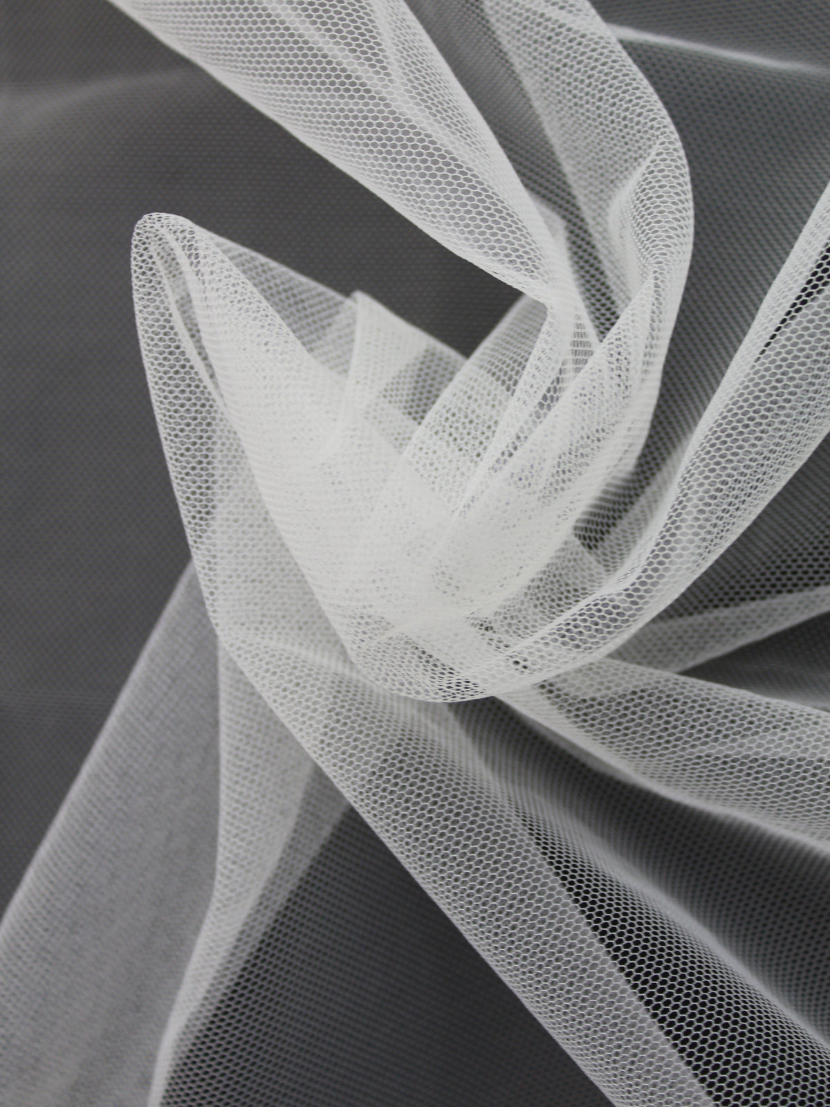 S Ivory (120) Tulle - P9