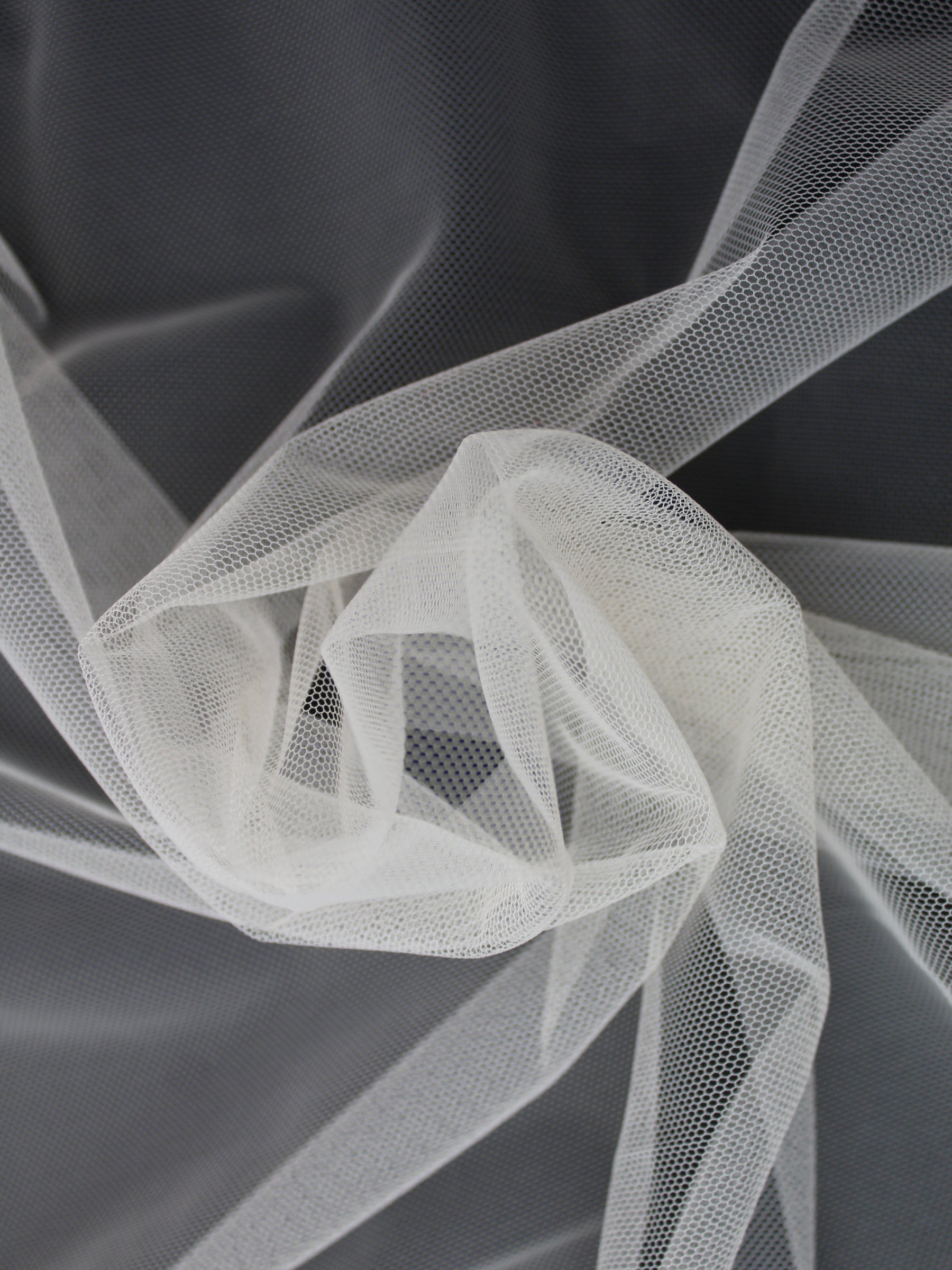 Light Peach (260) Tulle - P9