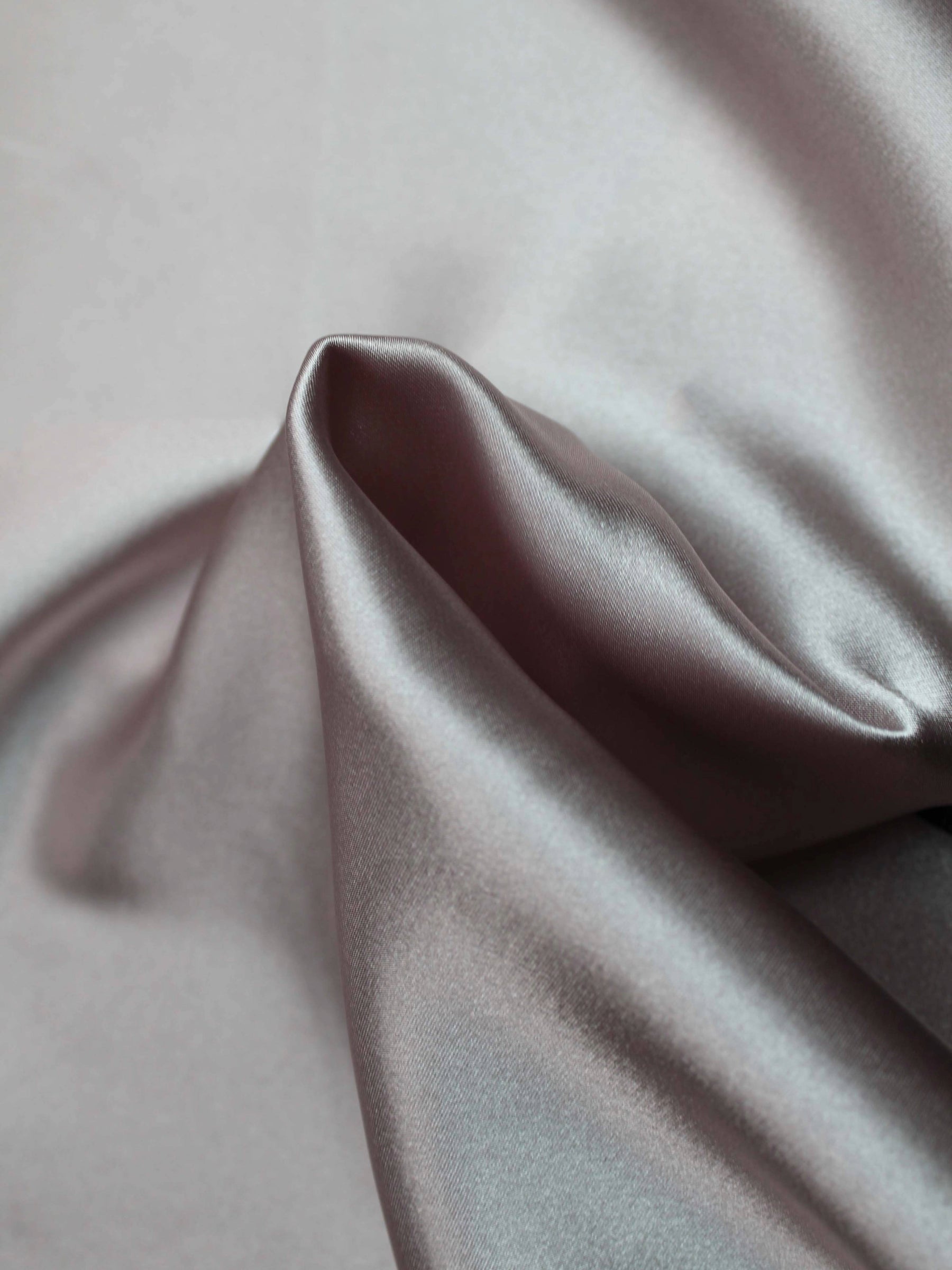 Dusky Rose Poly Satin - PB1005