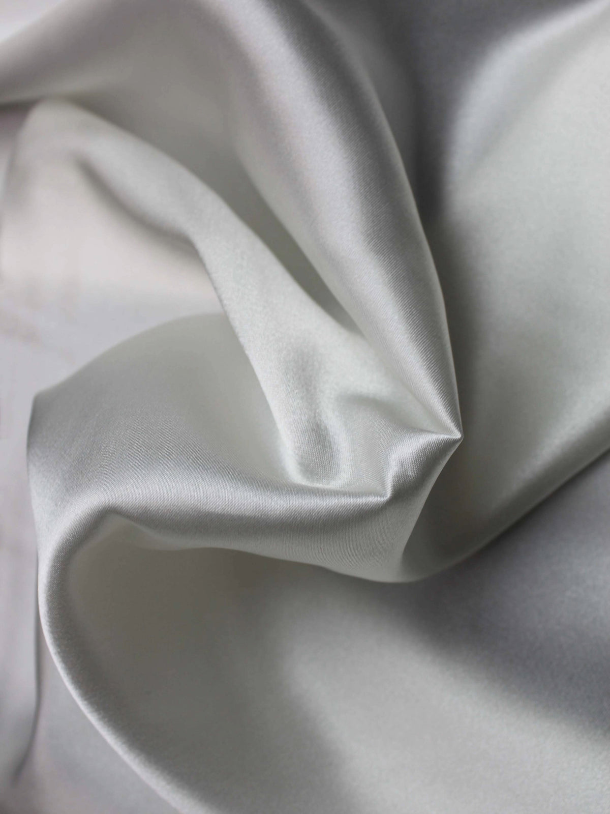 Pale Ivory Poly Satin - PB1005