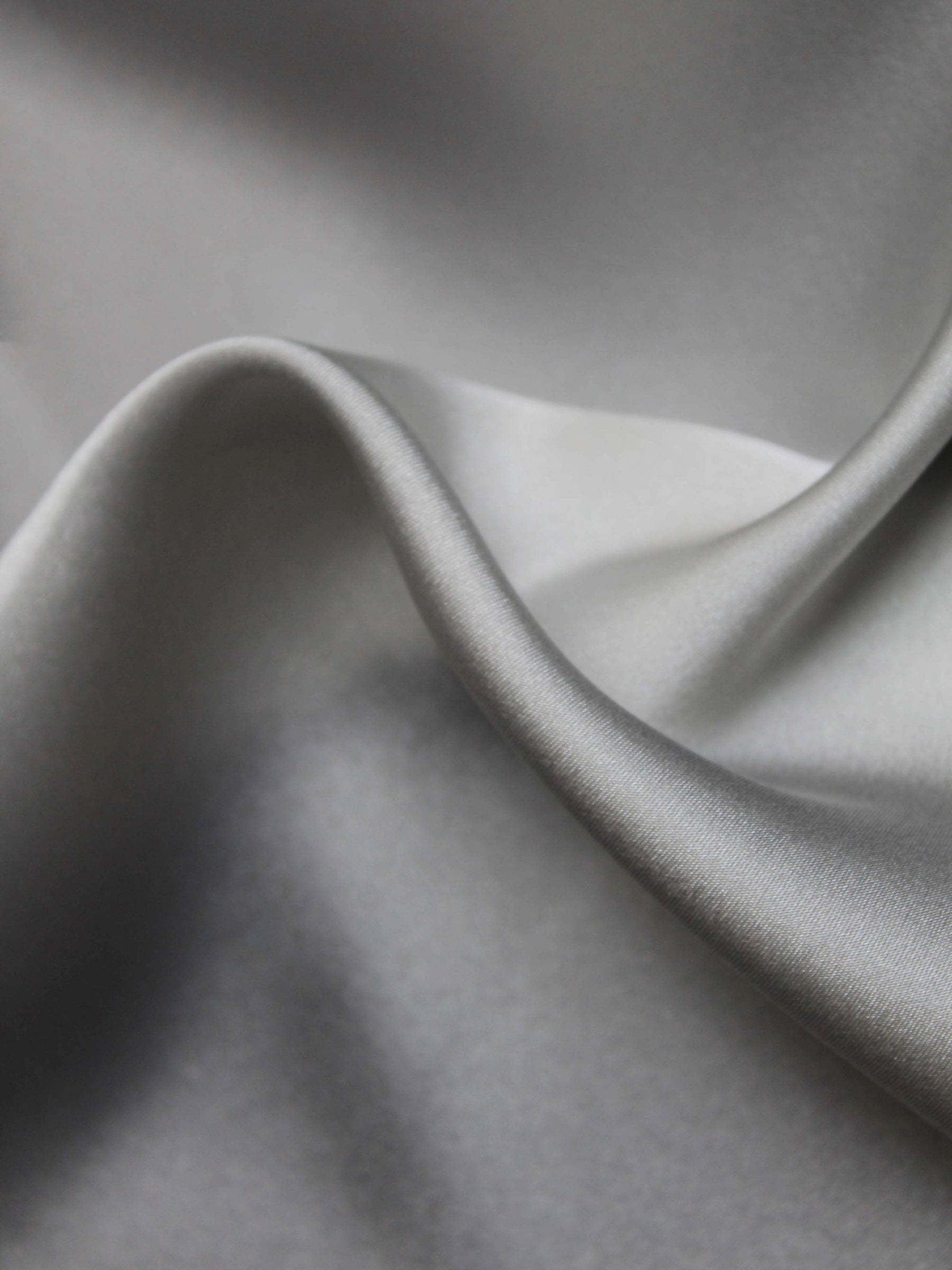 Pale Ivory Stretch Satin - PB1006