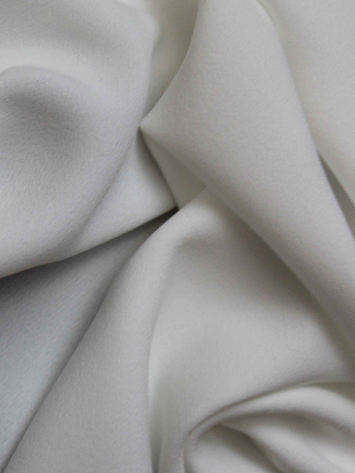 S Ivory Polyester Stretch Crepe - PB4001