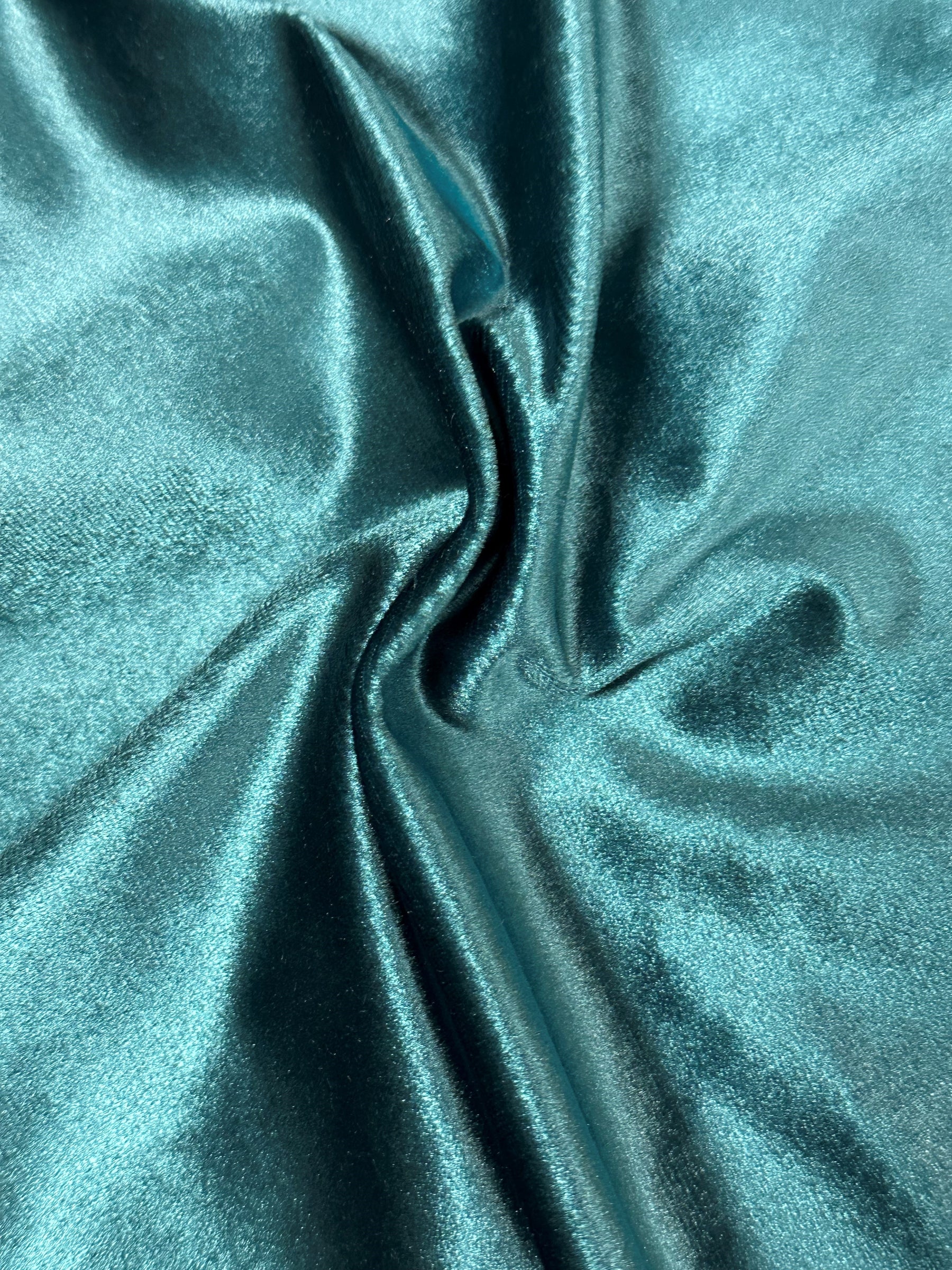 Peacock Velvet - Lust