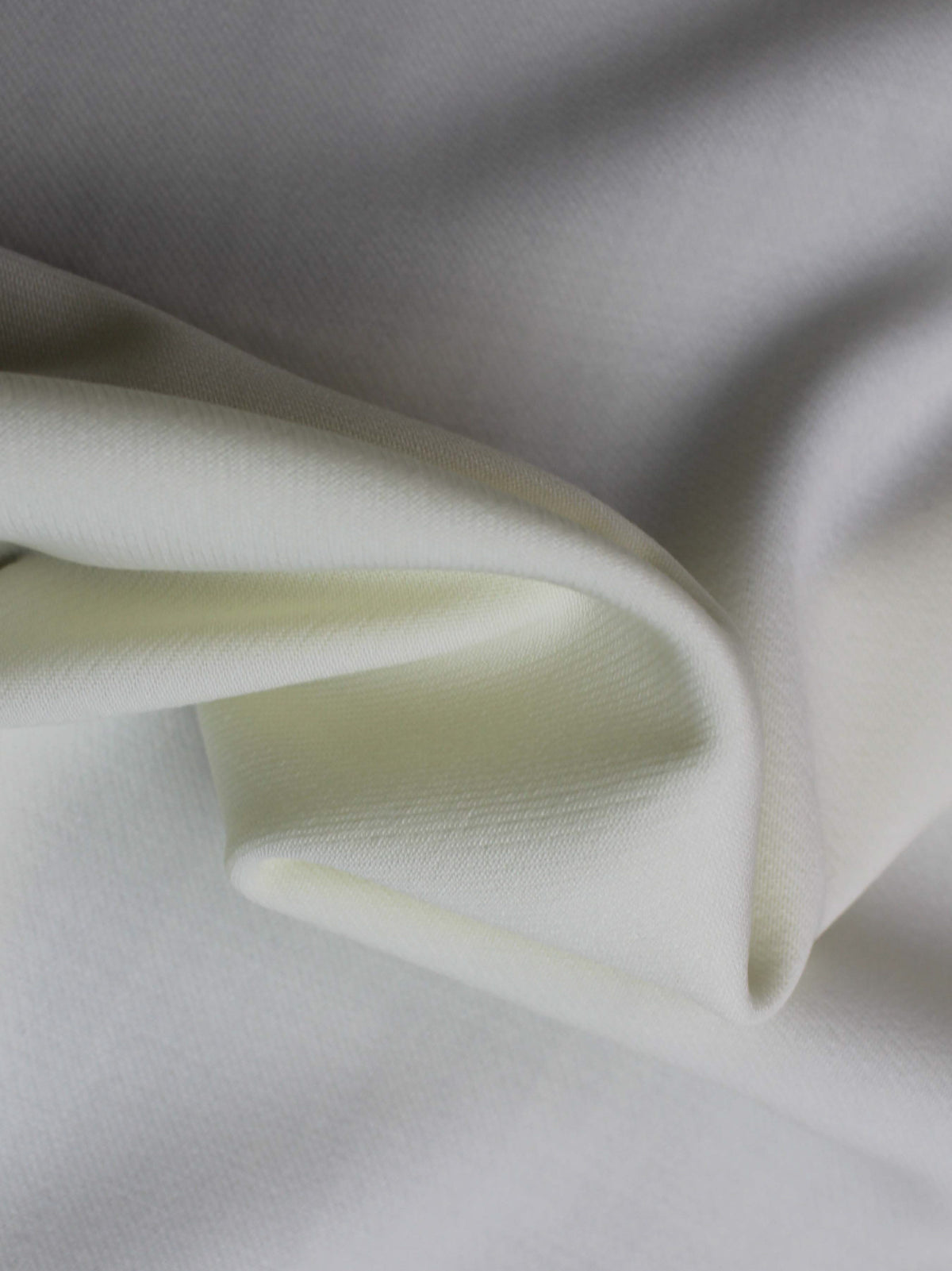 Ivory Stretch Italian Wool Crepe - PH4002