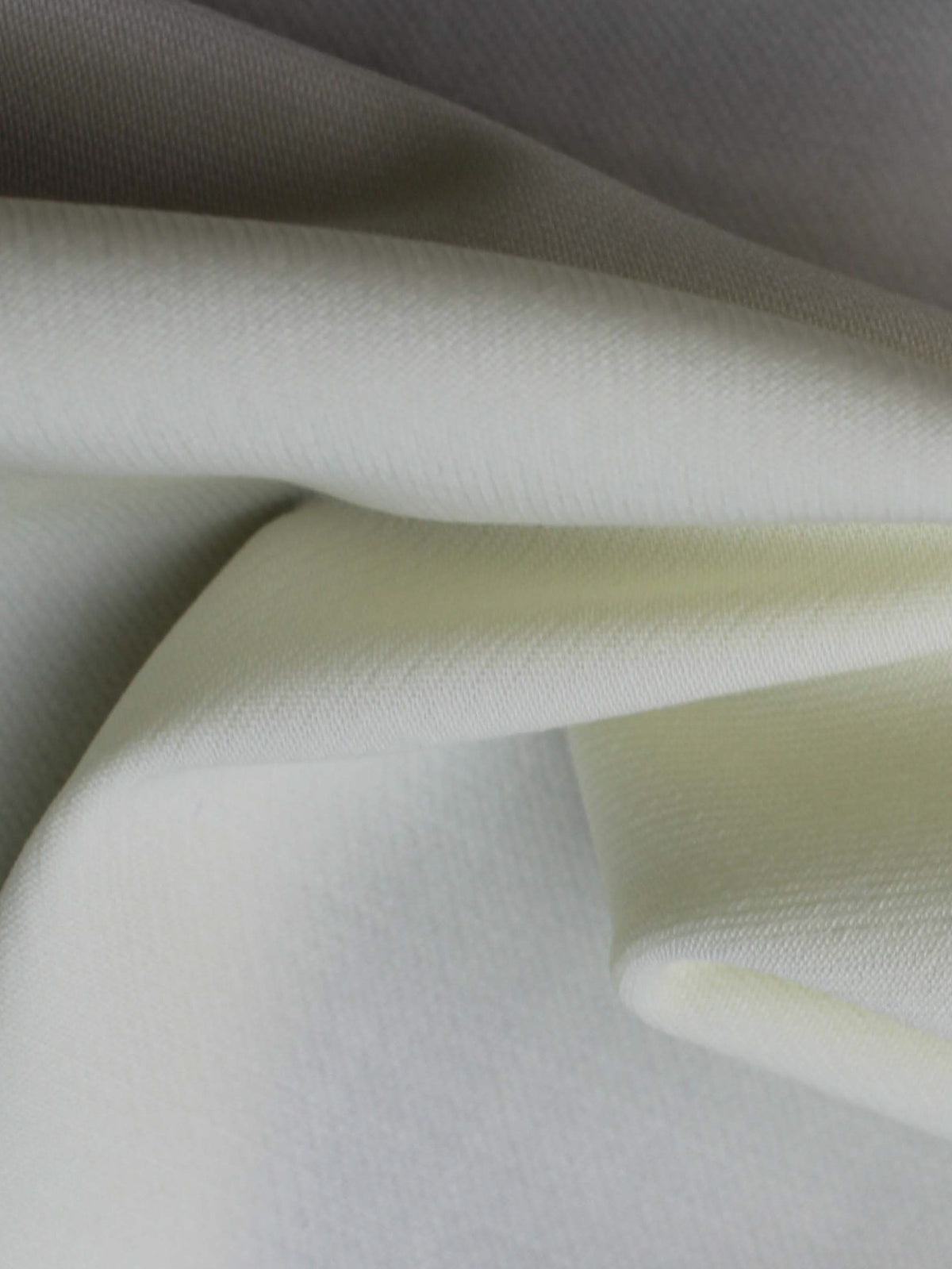 Ivory Italian Wool Crepe - P640