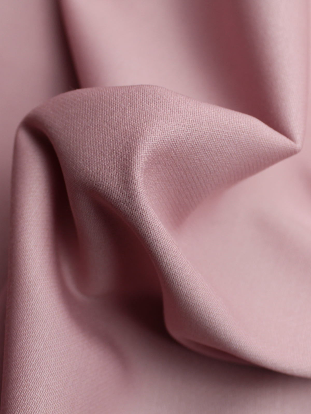 Light Rose Italian Wool Crepe - P640