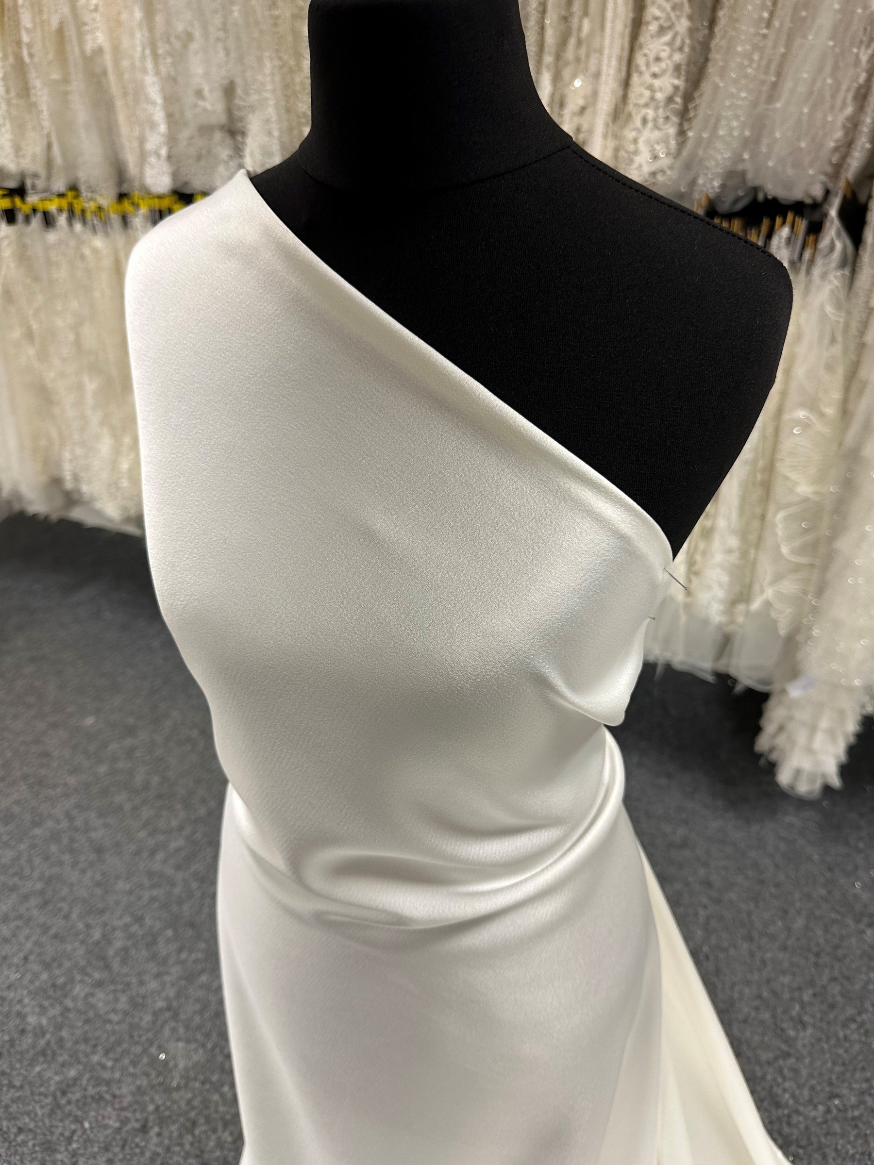 Ivory Acetate Viscose Heavy Crepe - PH4008