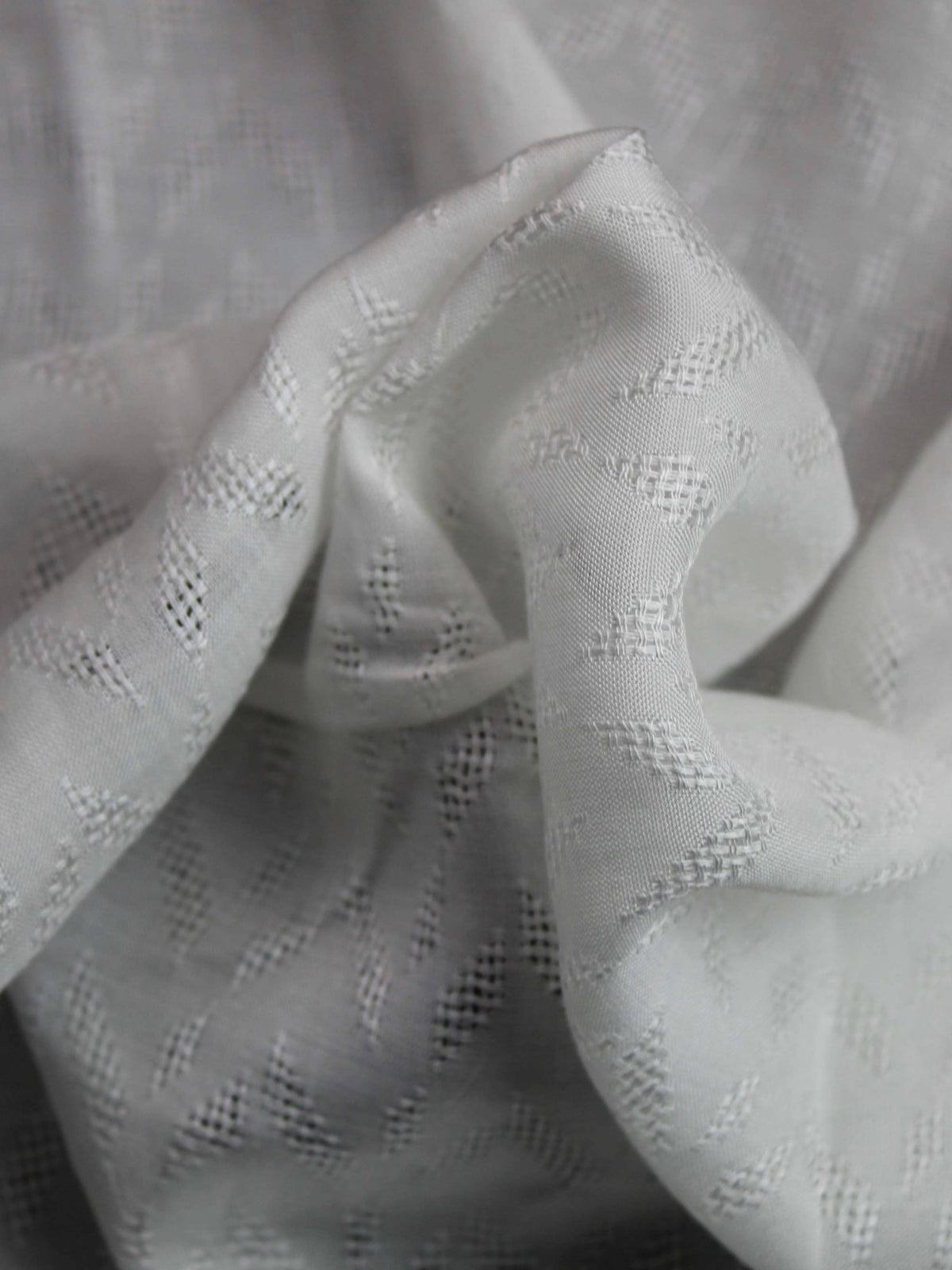 Ivory Zig Zag Fancy Weave - PH5018