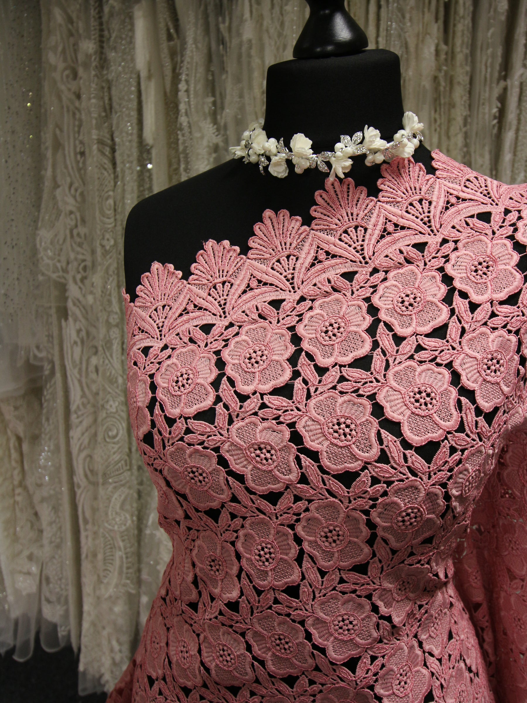 Pink Guipure Lace - Tommi Pink Guipure Lace - Tommi