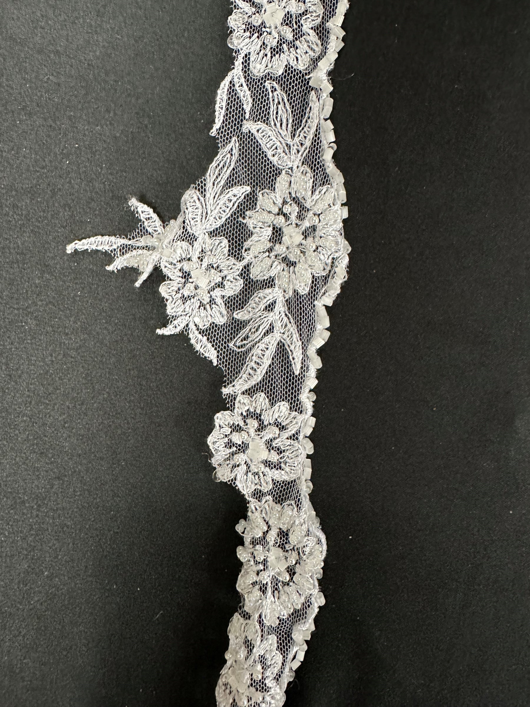 White Beaded Lace Trim - Ream