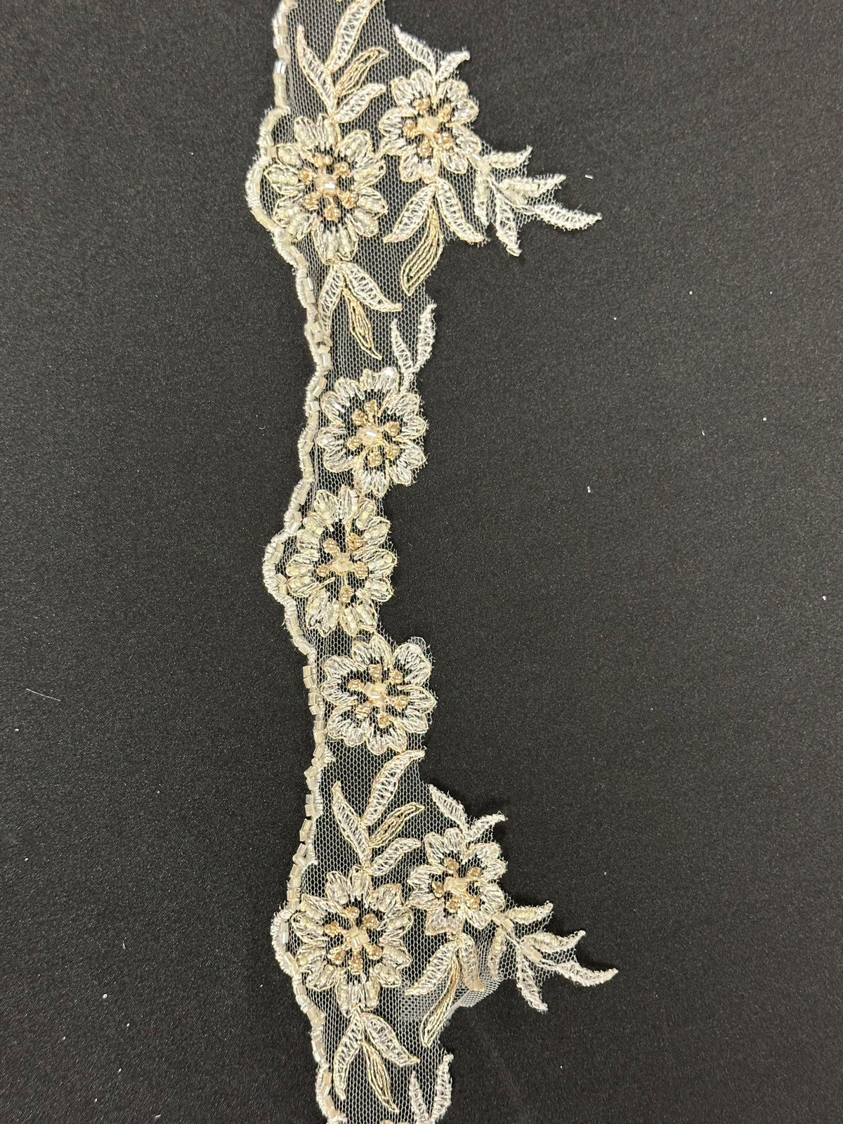 Ivory Beaded Lace Trim - Ream