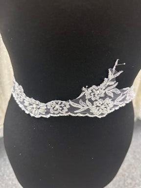 White Beaded Lace Trim - Ream