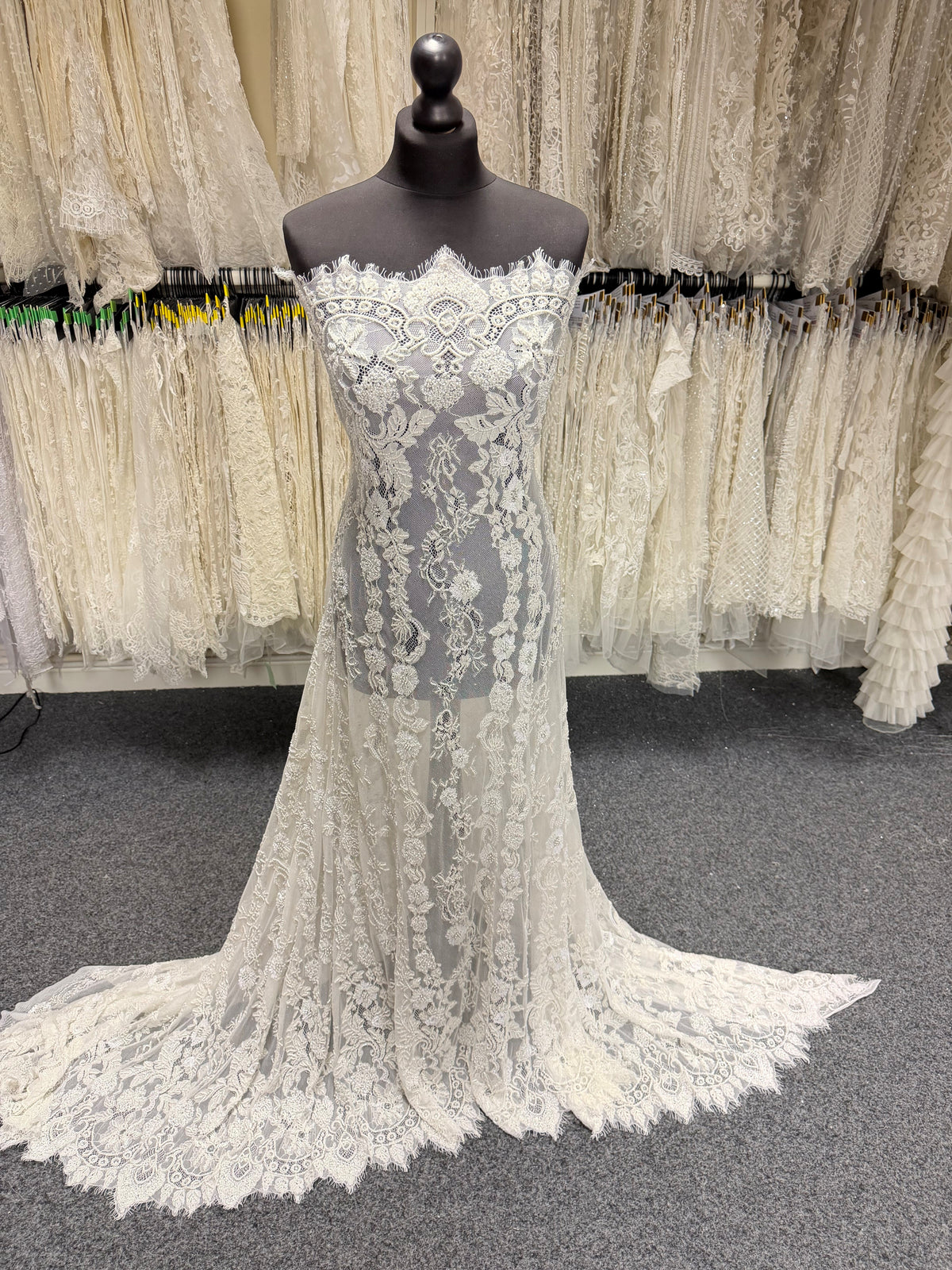 Ivory Hand Beaded Raschel Lace - Severiano