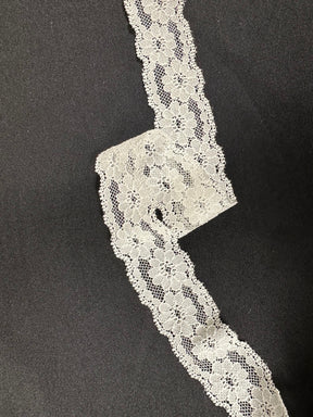 Ivory Lace Trim - Salubrious