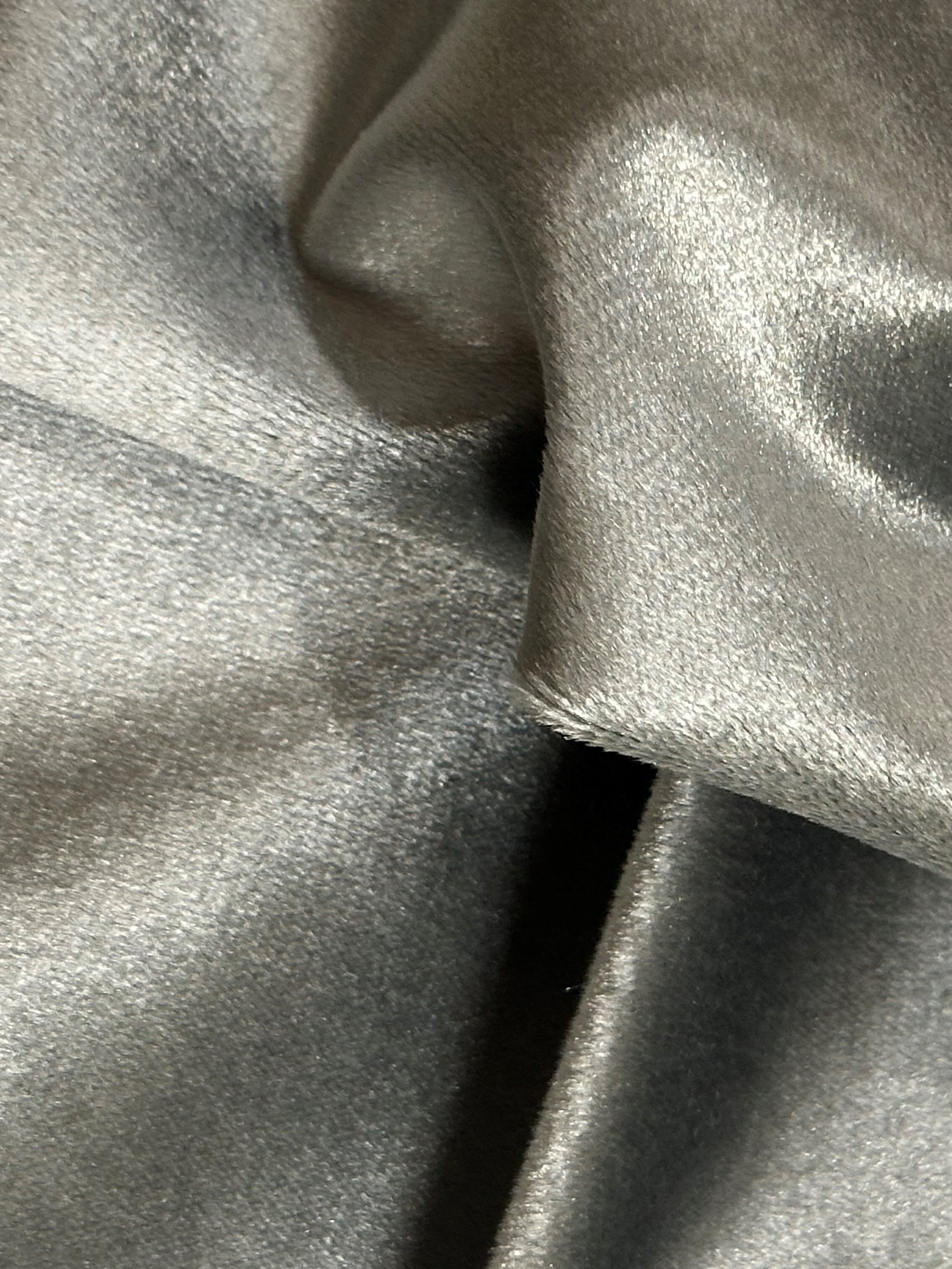 Silver Velvet - Lust