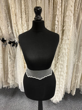 Ivory Embroidered Lace Trim - T202