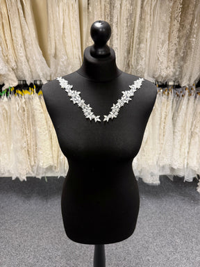 Ivory Beaded Lace Appliques - T28