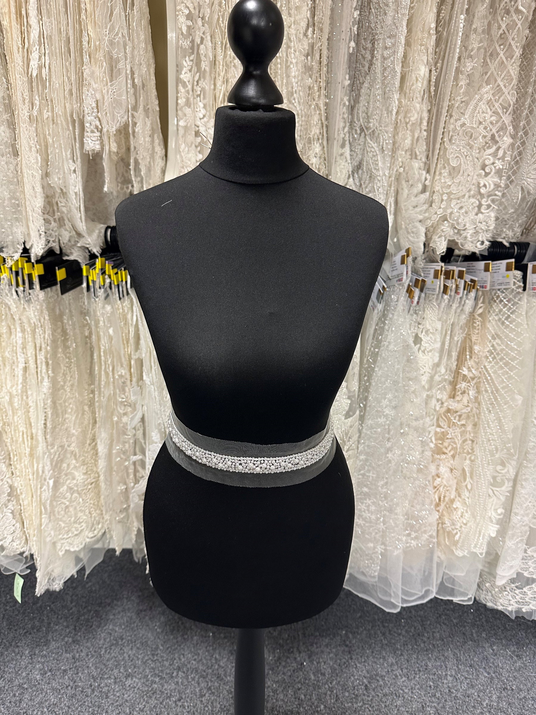 White Pearl Dress Trim - T30