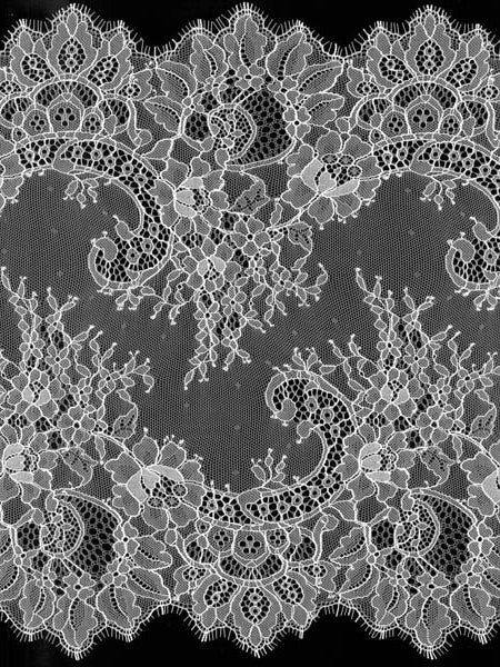 Ivory Lace Trim - Katherine (T372)