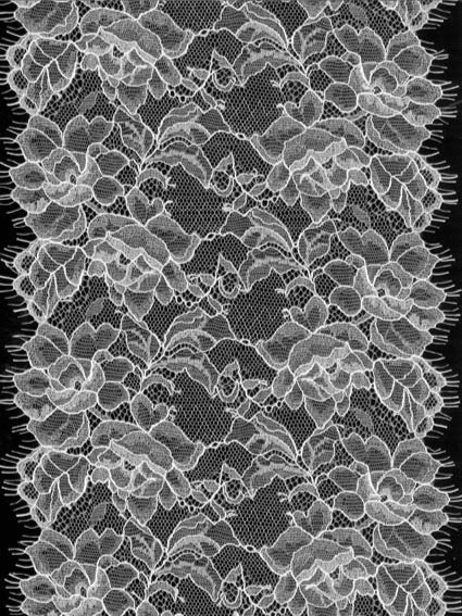 Ivory Lace Edging - T380