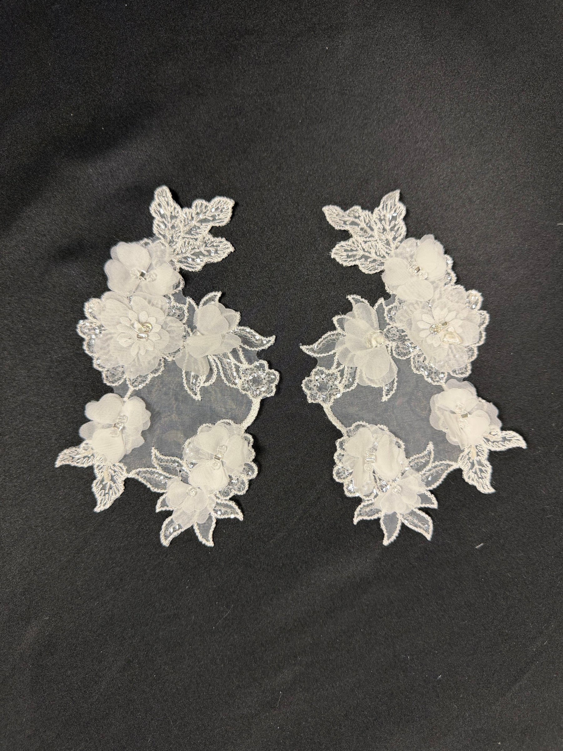 Ivory Beaded 3D Lace Appliques - T443