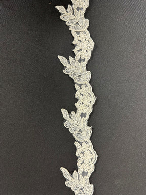 Ivory Corded Lace Trim - T58