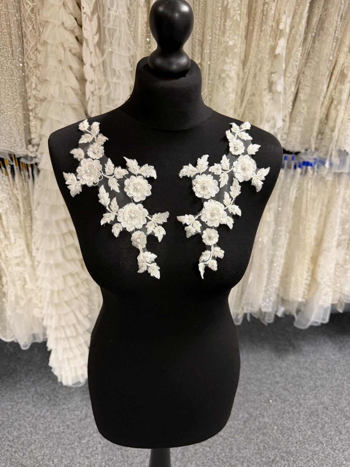 Ivory 3D Beaded Lace Appliques - T656