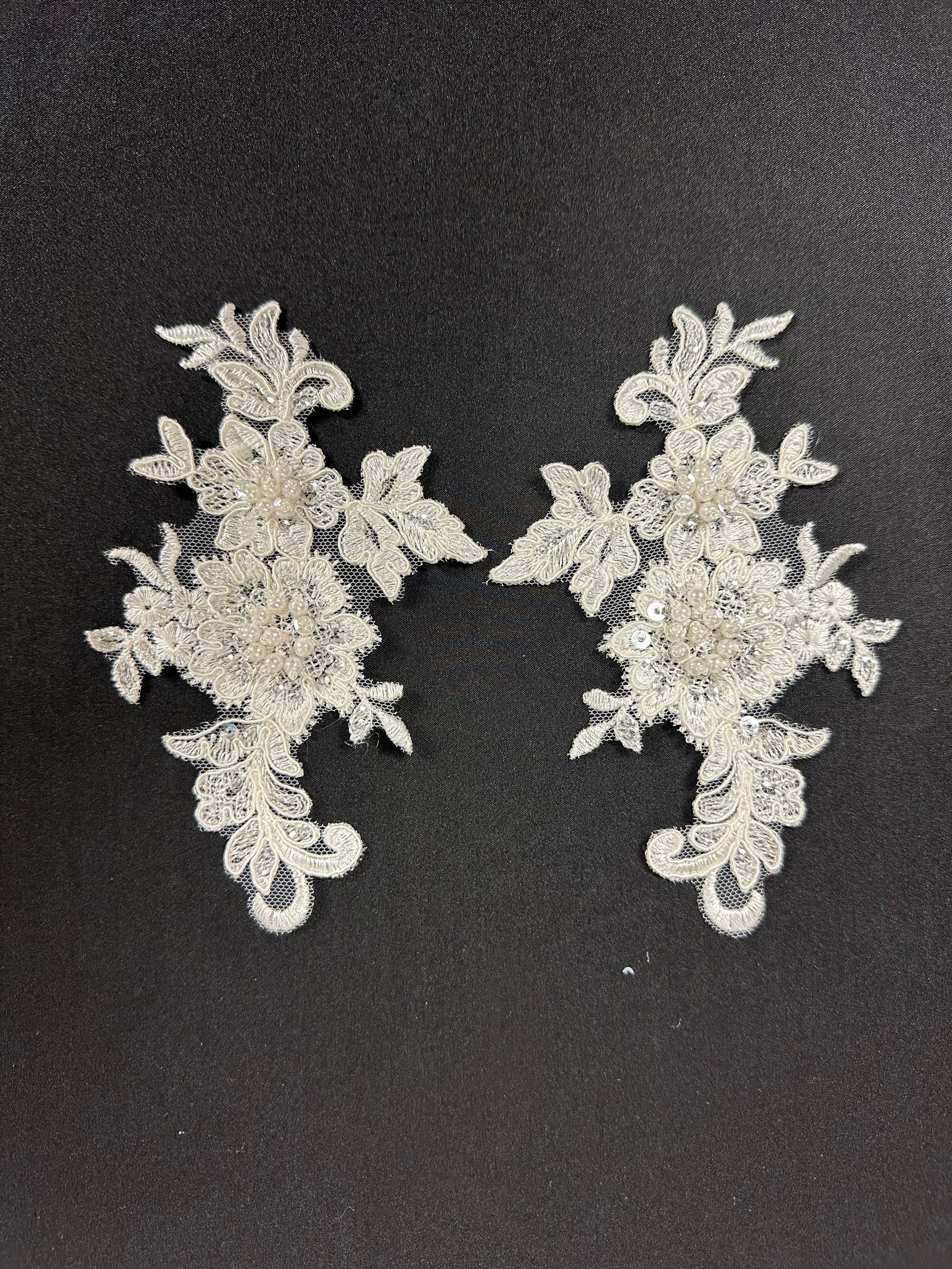 Ivory Beaded Lace Appliques - T693