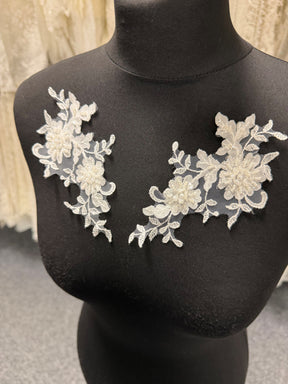 Ivory Beaded Lace Appliques - T942