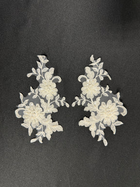 Ivory Beaded Lace Appliques - T942