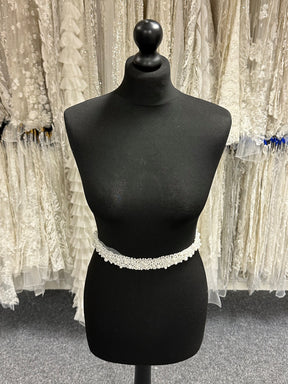 Pearl Dress Trim - Tongue