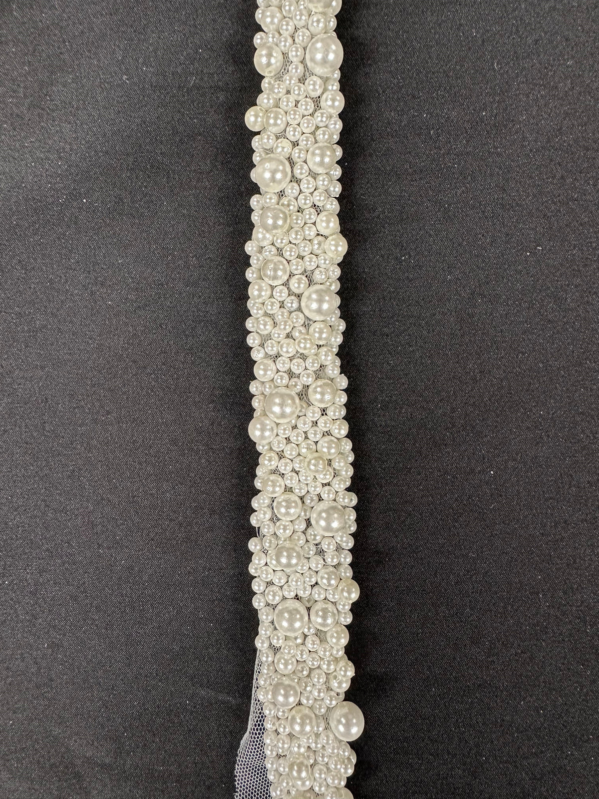 Pearl Dress Trim - Tongue