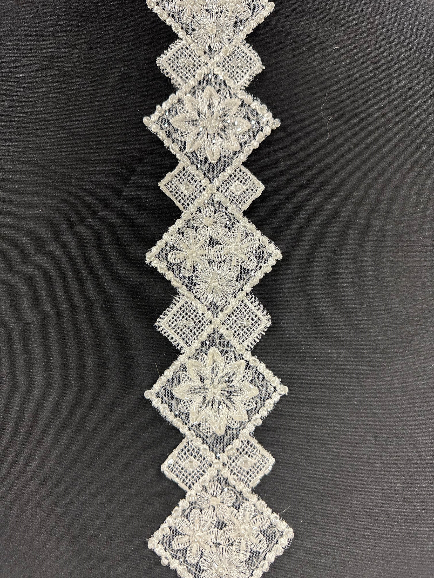 Ivory Beaded Lace Trim - TR 142 (CF)