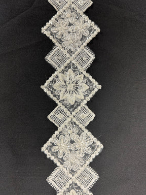 Ivory Beaded Lace Trim - Traction