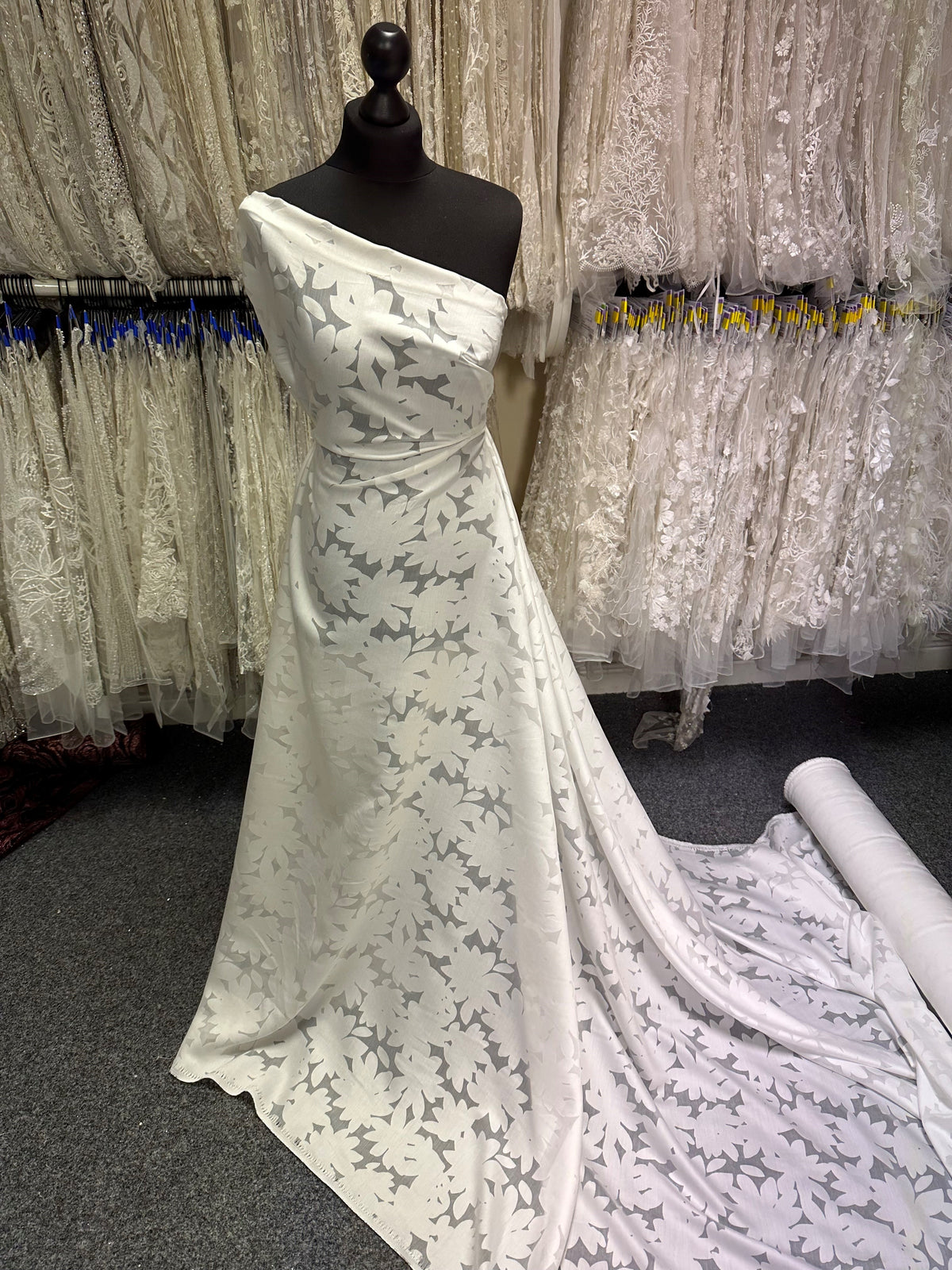 Ivory Burnout Print - Vault