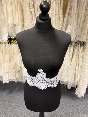 White Beaded Lace Trim - T226