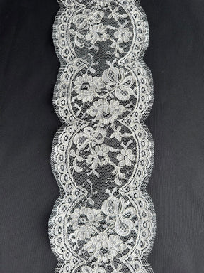 Ivory Corded Chantilly Lace Trim – Zetina