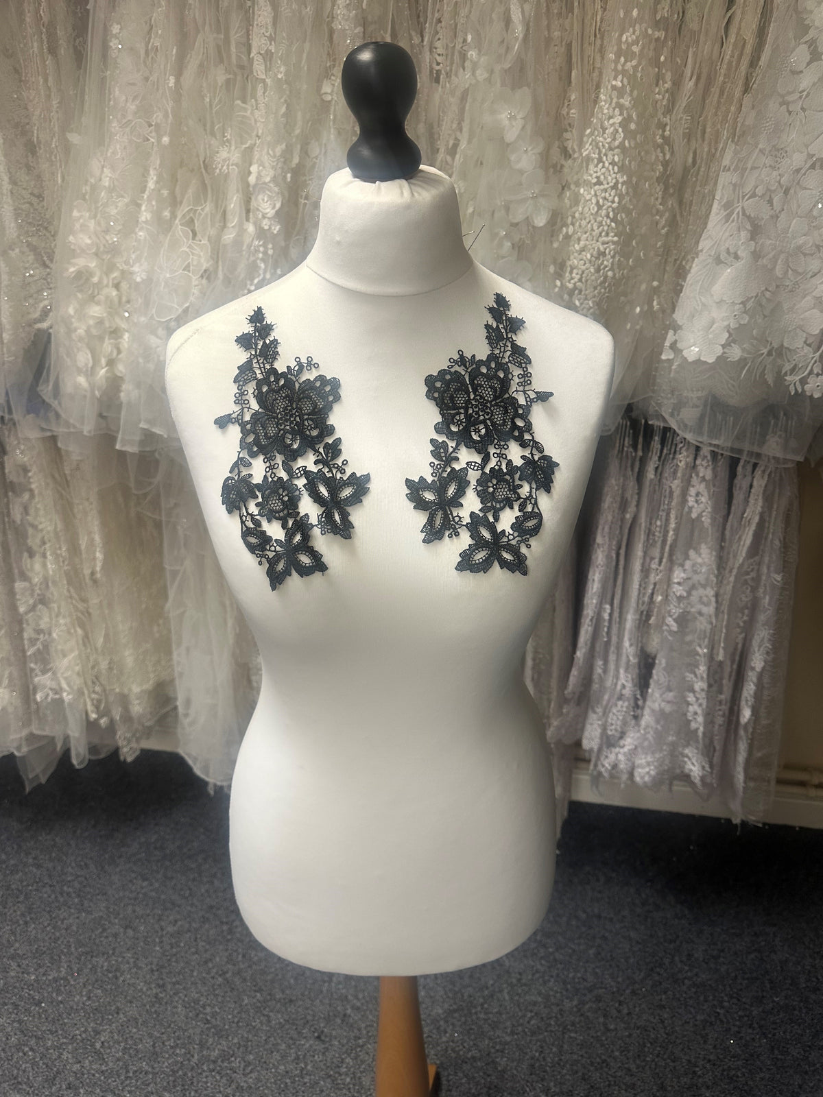 Black Guipure Lace Appliques - Courtney