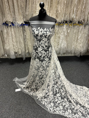 Ivory Embroidered Lace - X579