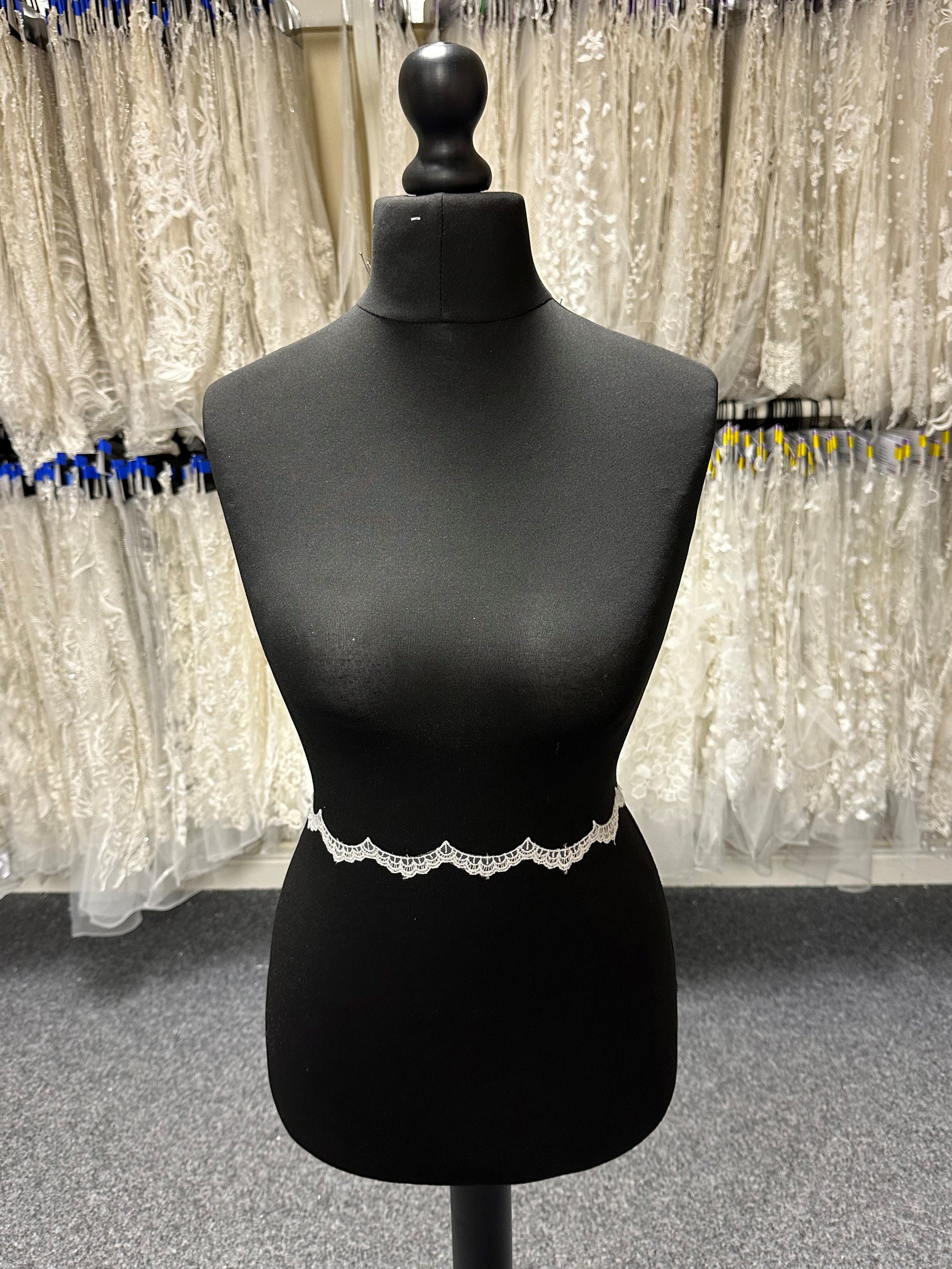 Ivory Embroidered Lace Trim - T232