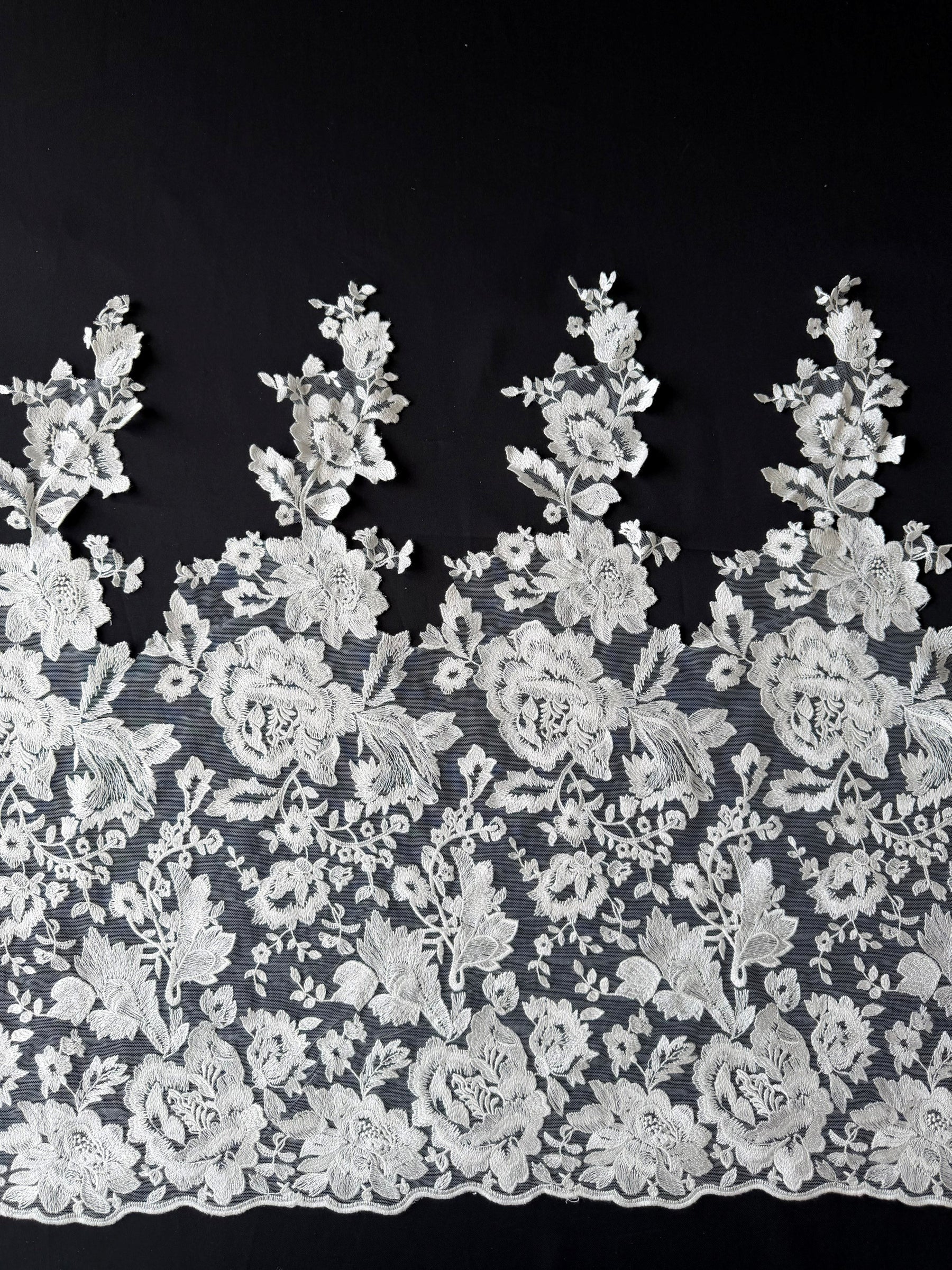 Ivory Wide Width Lace Edging - EF4003