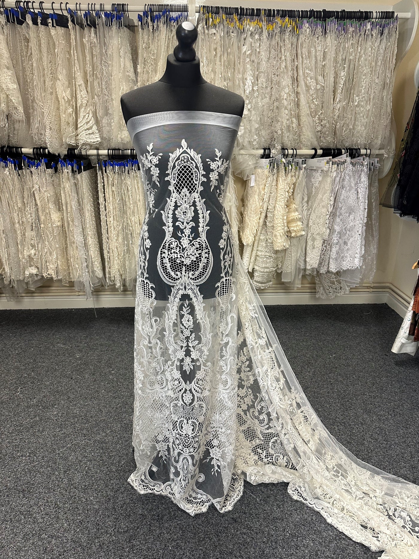 Ivory Corded Lace Yolanda