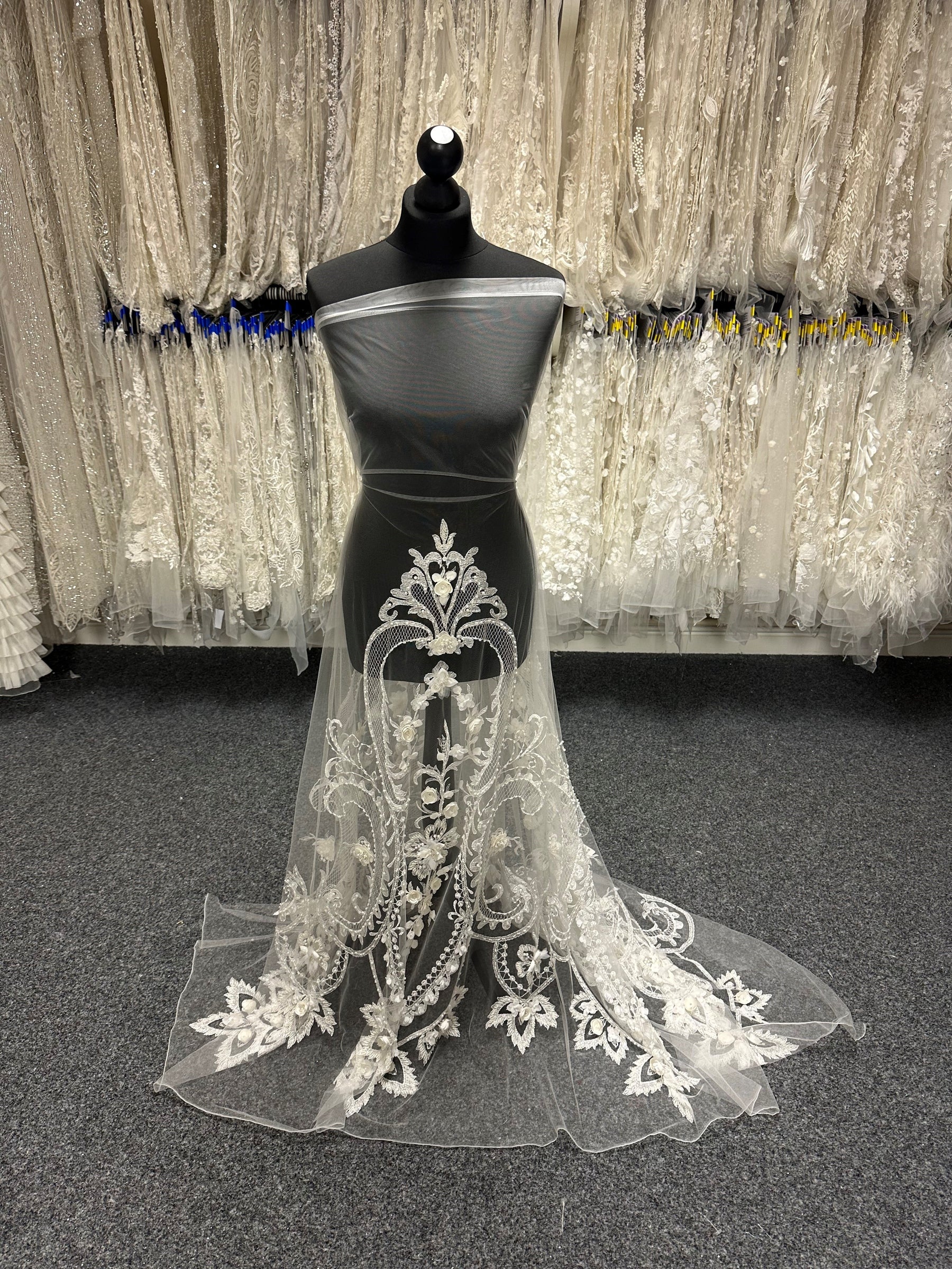 Ivory Placement Lace – Cardaya