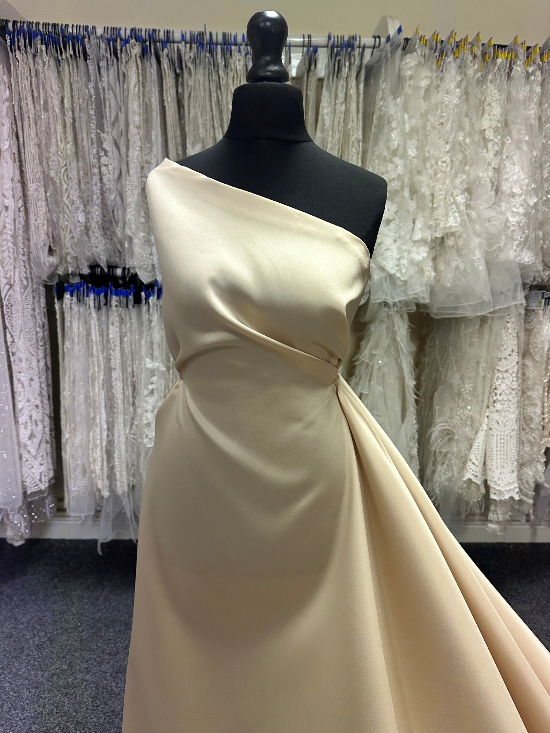 Honey Silk Blend Satin - Suave