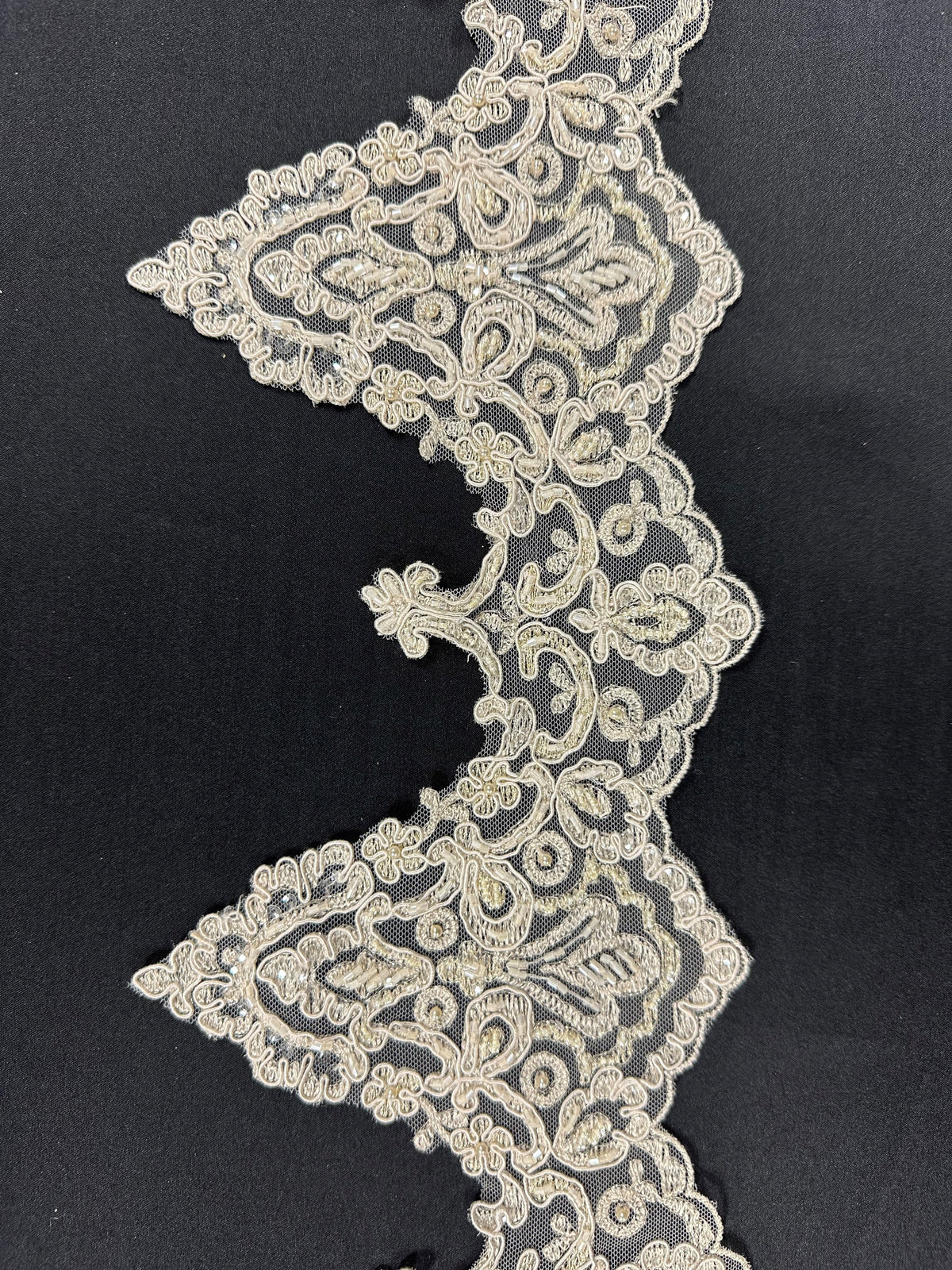 Cappuccino Beaded Lace Trim - Zara T 902 (CF)