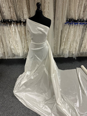 Ivory Polyester Taffeta - P600