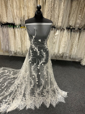 Ivory Embroidered Lace - Sonnet